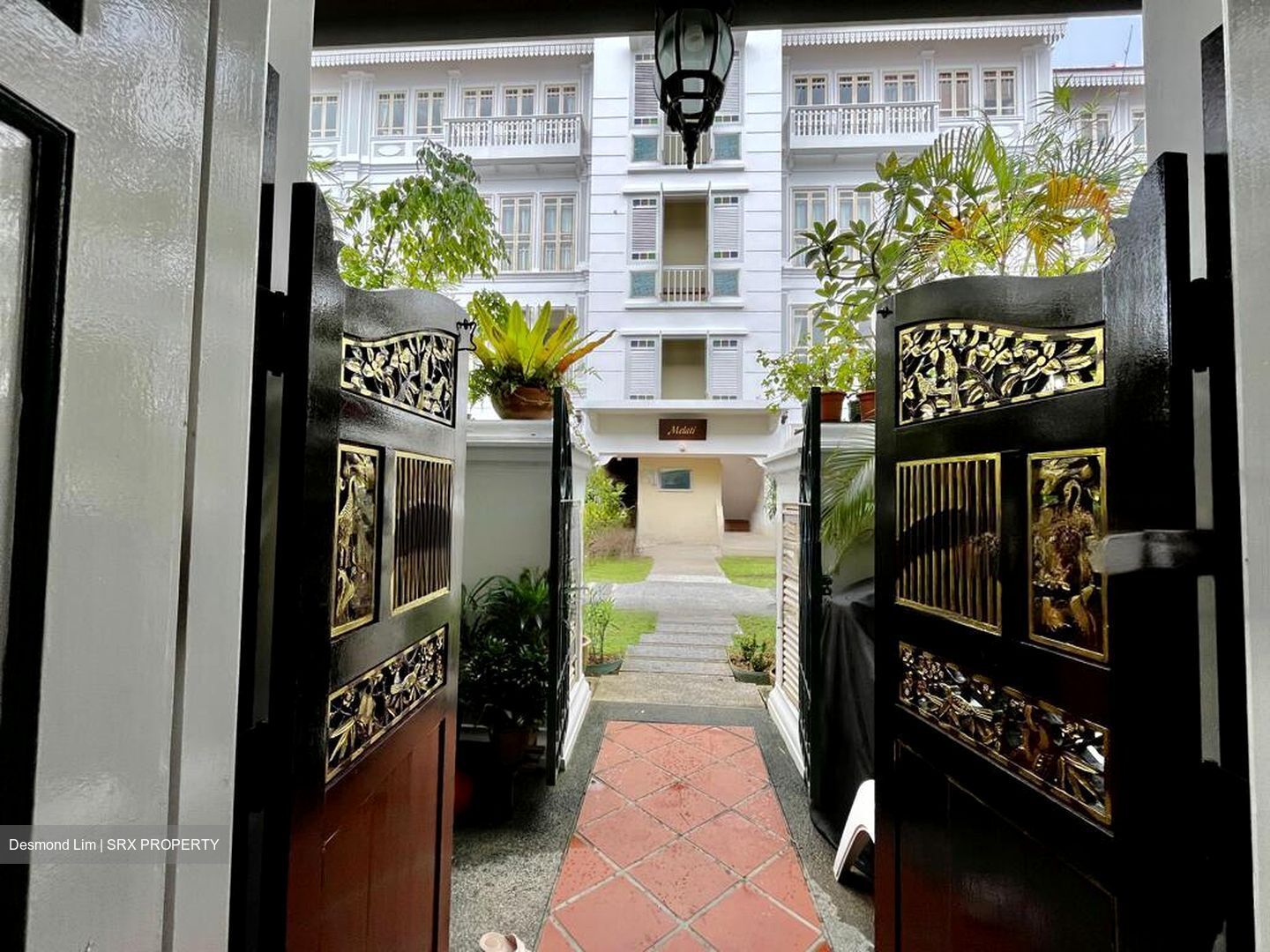 Joo Chiat Place (D15), Shop House #593654151